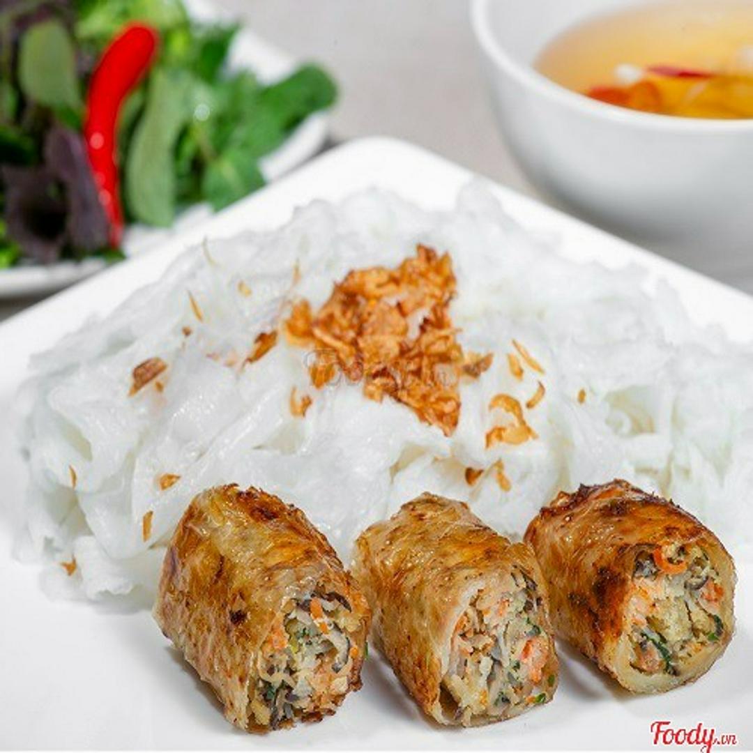 banh-cuon-muot-nem-tom