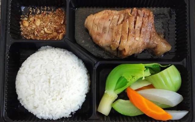 man-deli-com-van-phong-com-ga-oi-102-c9-thanh-cong