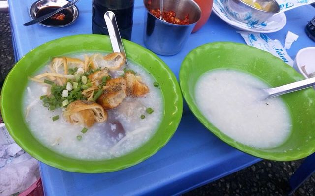 Tám-Hói---Cháo-Huyết-Bò-Viên-&-Giò-Heo---Lê-Hồng-Phong