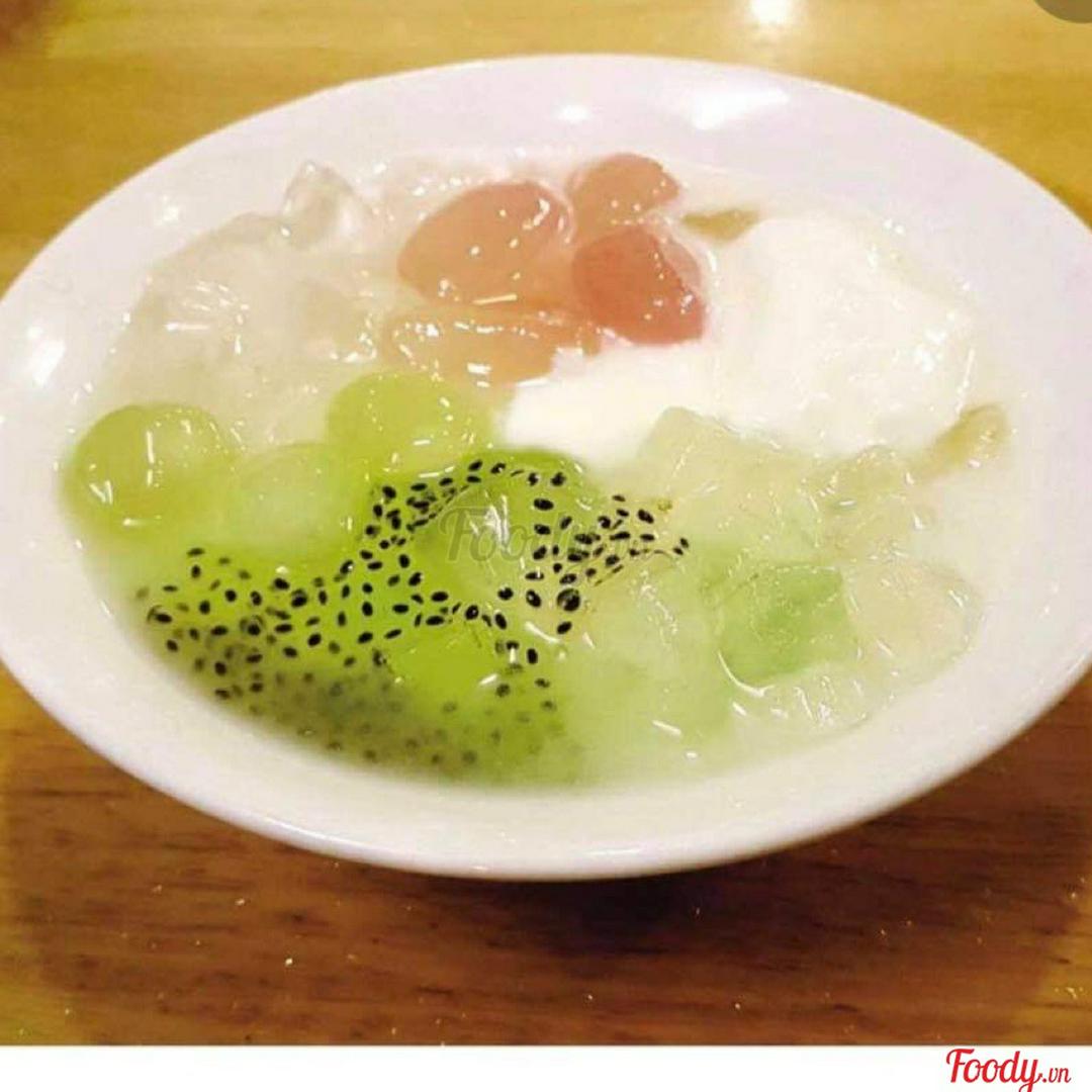 sua-chua-nha-am-tuoi-thach-ngoc-trai-hat-e