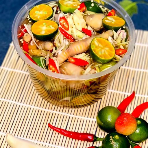 chan-ga-ngam-sa-tac-nuoc-cham