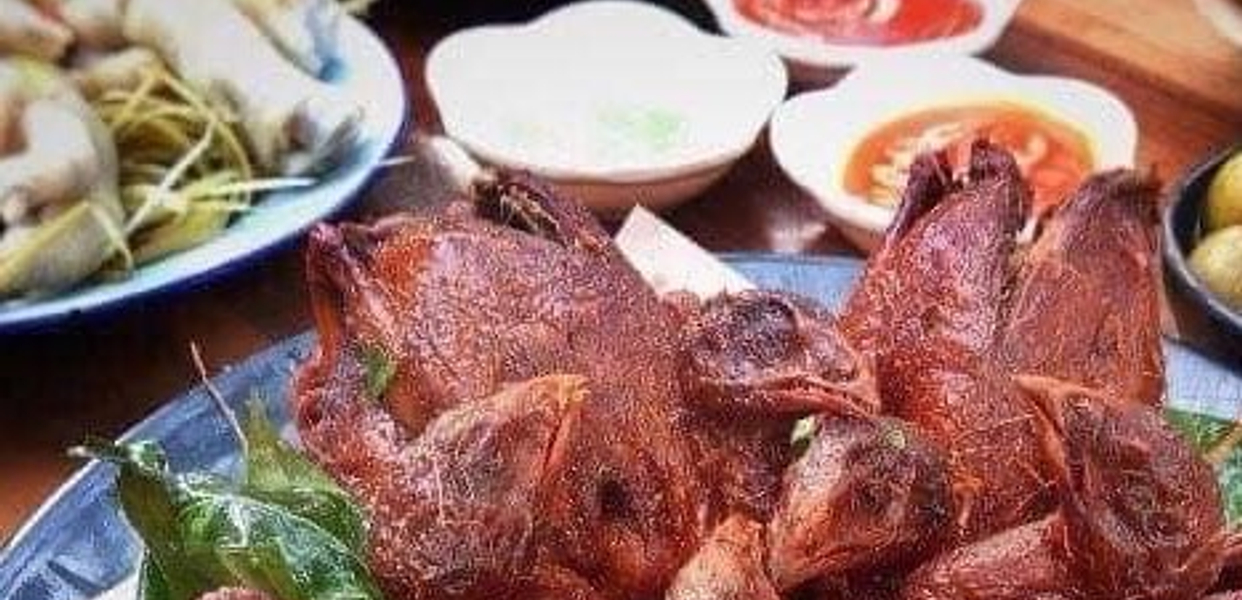 Chim-Cút-Quay-Lá-Móc-Mật---Shop-Online---Cổ-Nhuế