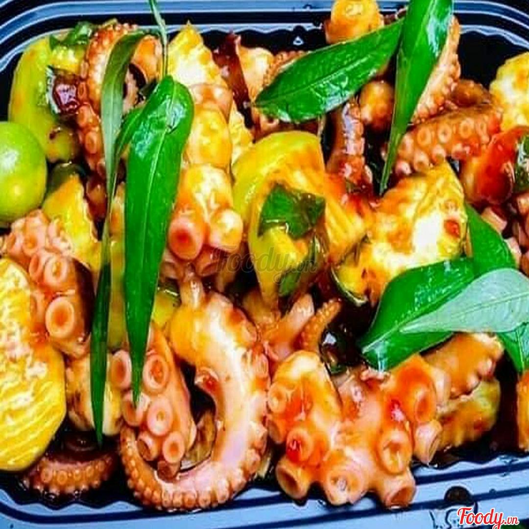 bach-tuoc-sot-thai-hop-nho-450ml