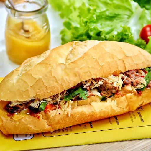 banh-mi-pate-trung
