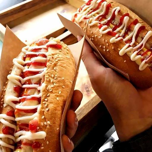 hotdog-xuc-xich-trung-cuon-ga-mieng