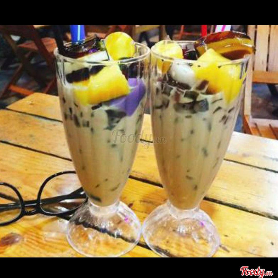 tra-sua-truyen-thong-full-topping