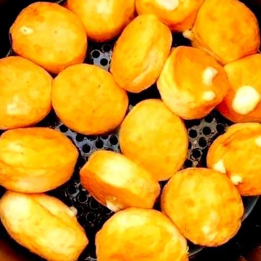 a-au-hu-phomai-suat-10-vien