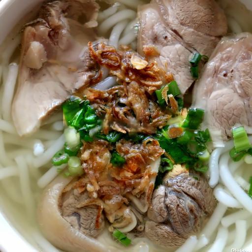 banh-canh-xuong-heo-to-ac-biet