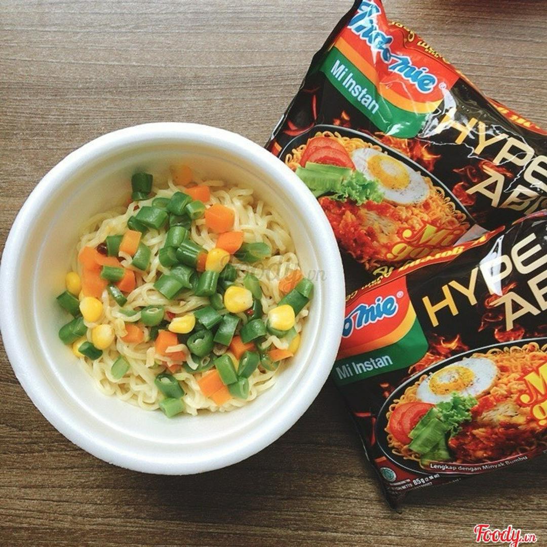 my-tron-indomie-sieu-cay-rau-cu