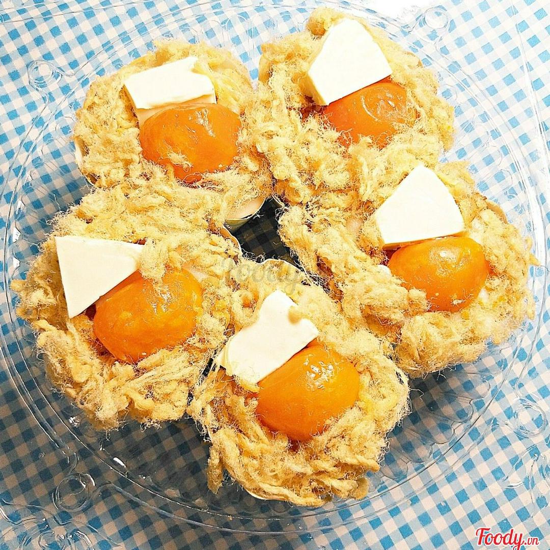 hop-5-cupcake-trung-muoi-pho-mai-cha-bong