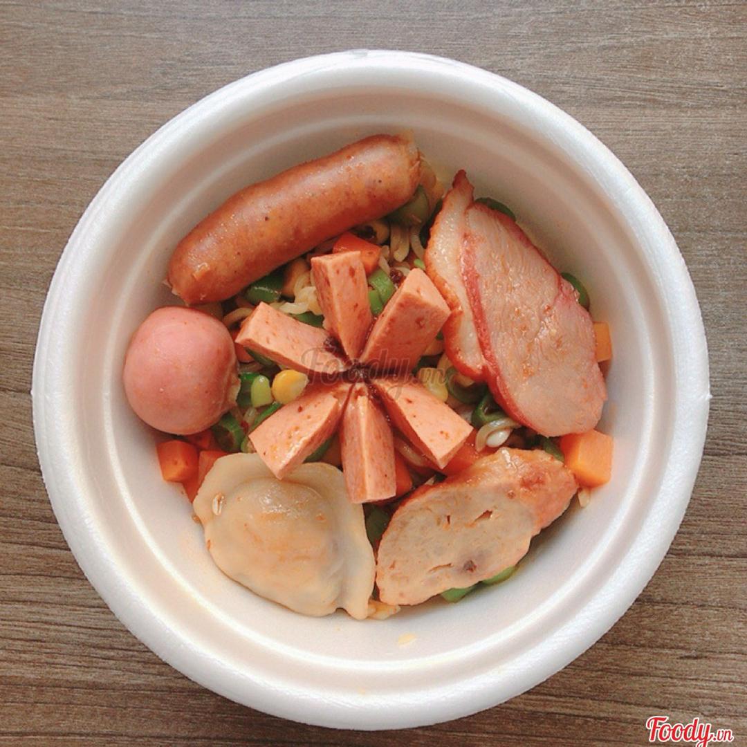 mi-tron-indomie-thit