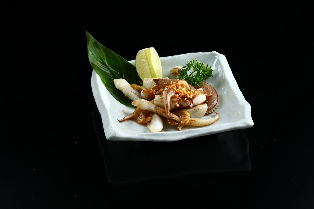 ika-geso-bata-yaki-rau-muc-ap-chao-bo-toi