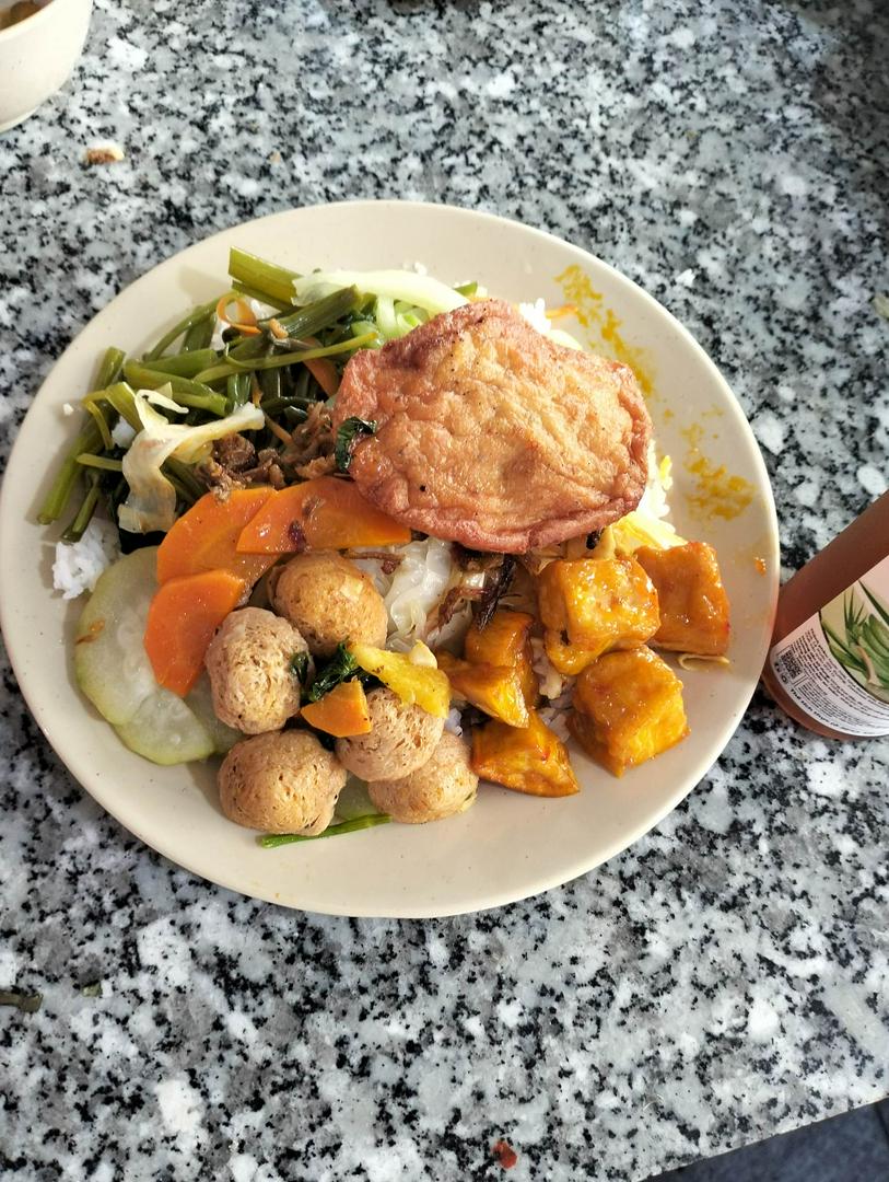 com-thap-cam-cha-ca-chay-pesi