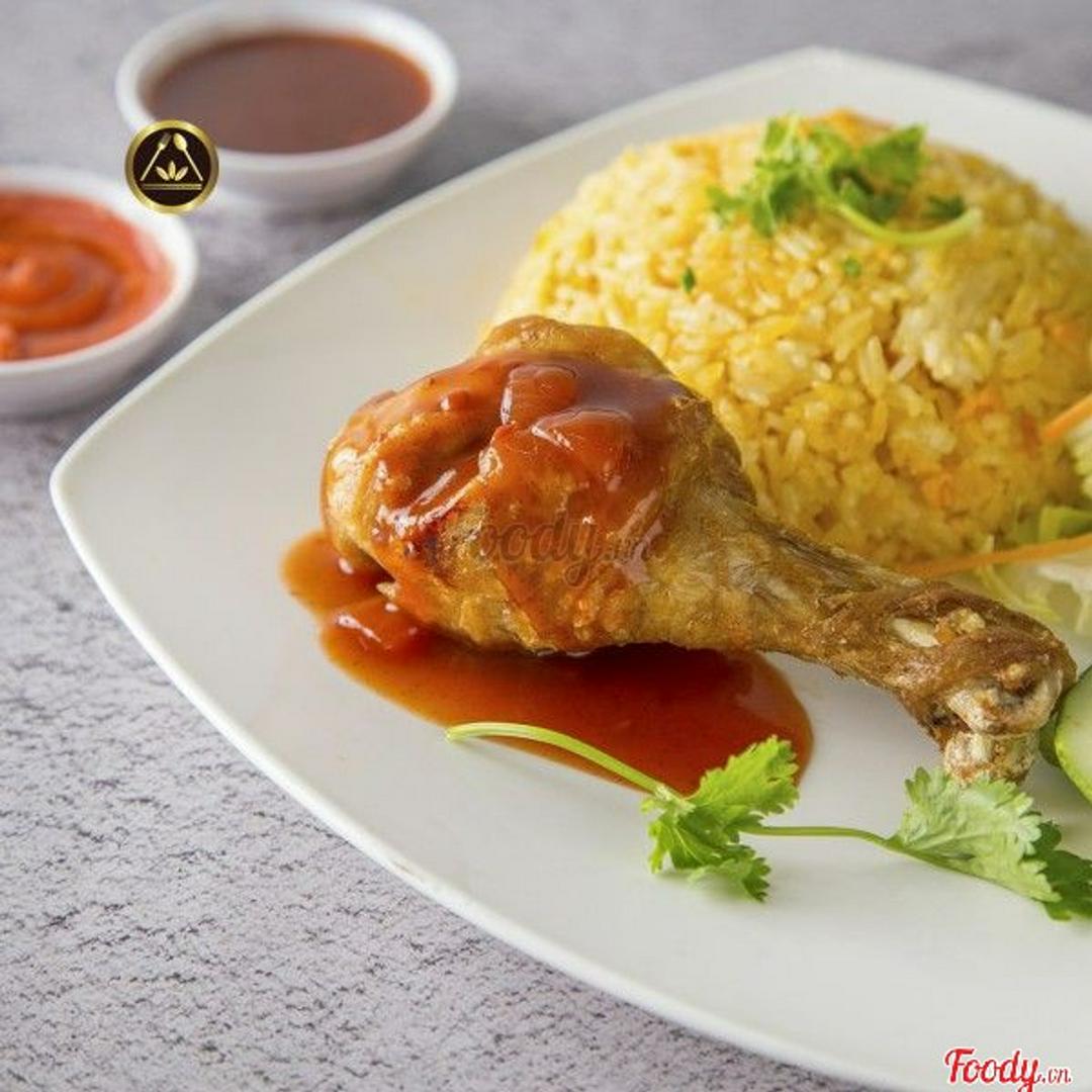 com-ui-ga-nuong-mat-ong-tra-sam-dua