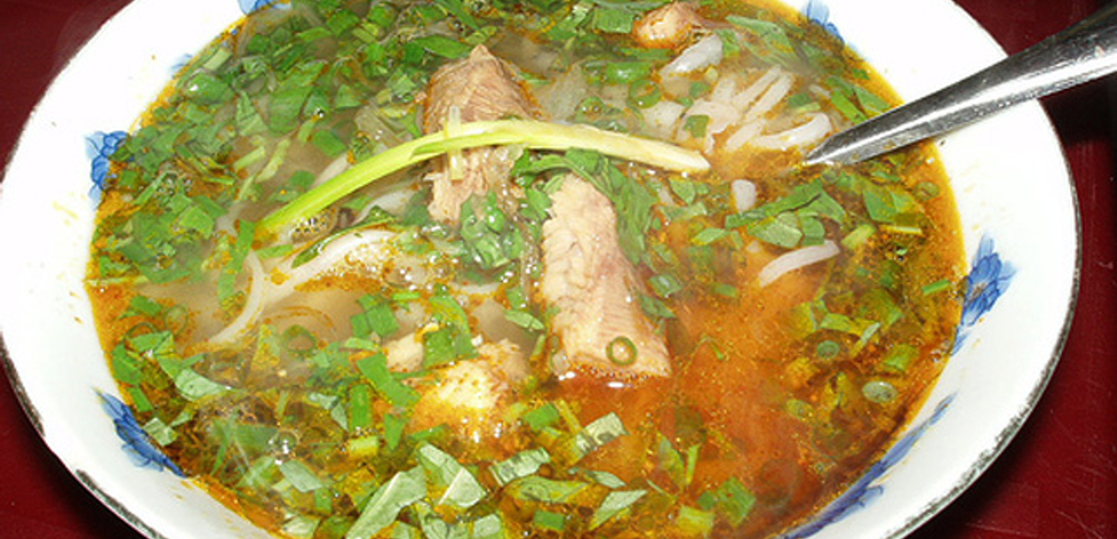 banh-canh-ca-loc-quang-tri-pham-van-hai