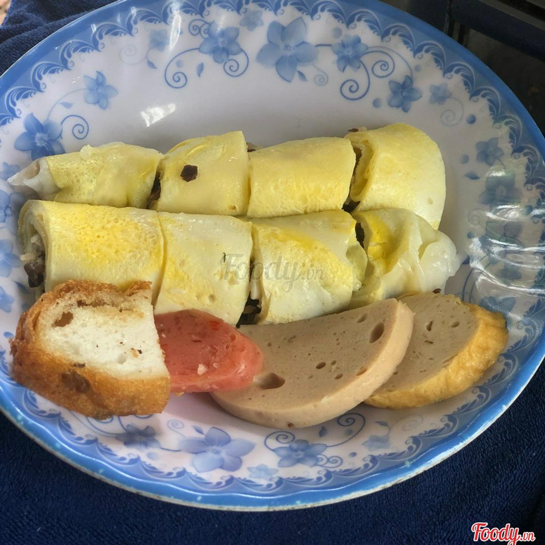 banh-cuon-trung-ay-u