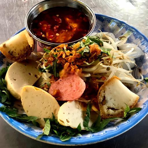 banh-cuon-cha-banh-tom