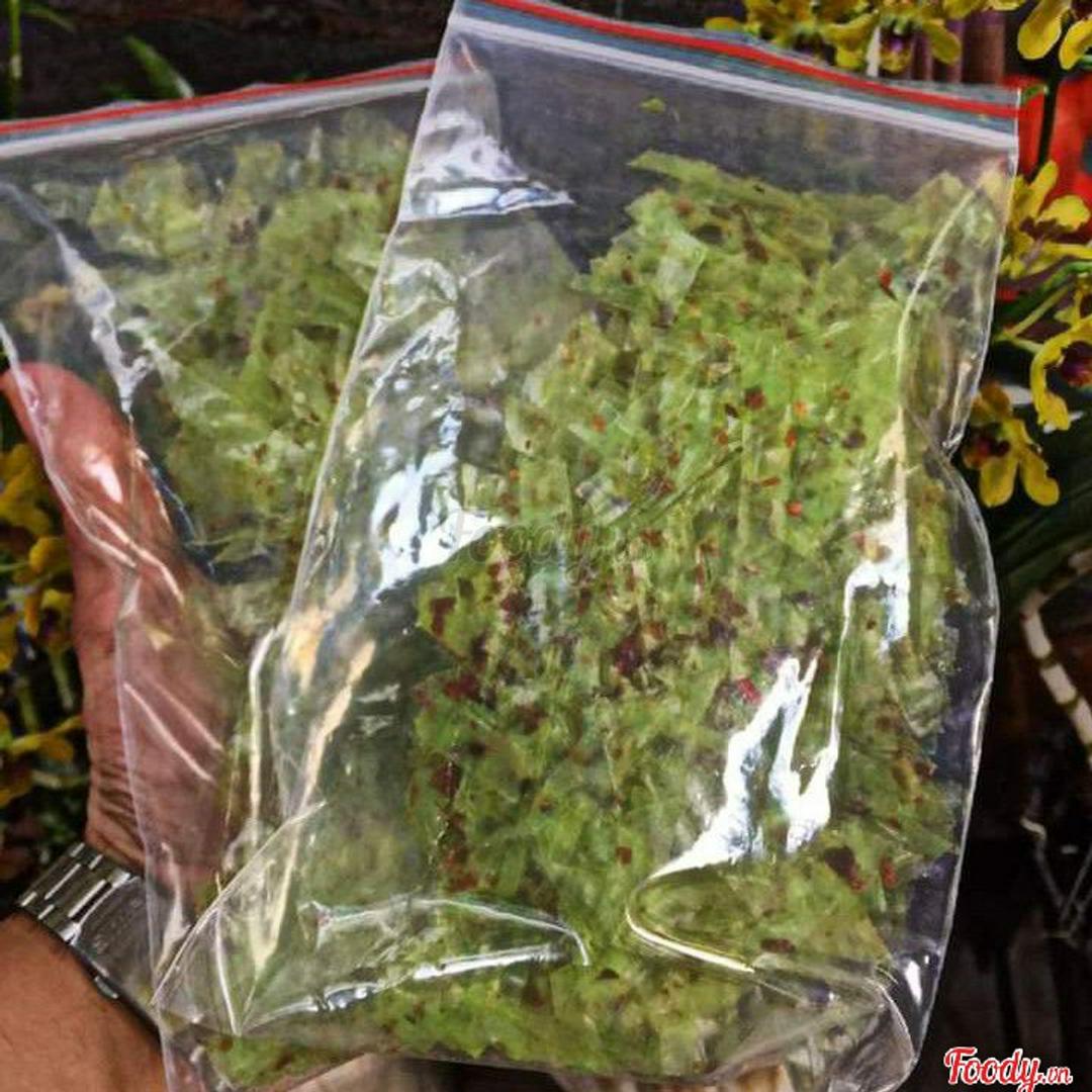 banh-trang-cay-la-dua