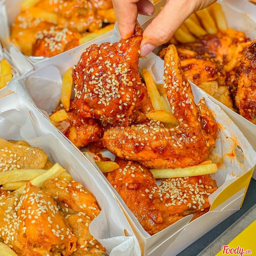 combo-2-canh-ga-ran-6-mieng-1-tokbokki-pepsi