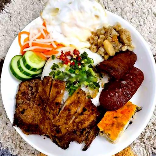 com-thap-cam-ac-biet