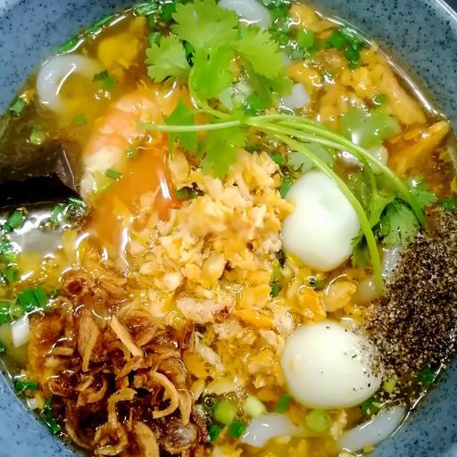 banh-canh-cua-go-san-thap-cam-phan-nho