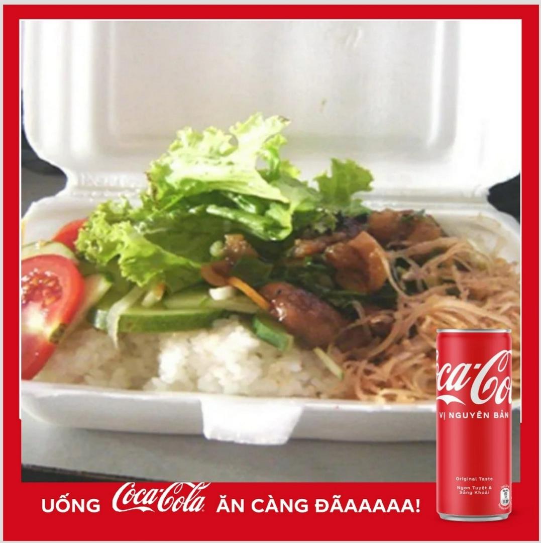 com-ba-chi-rang-ca-kho-coca-lon