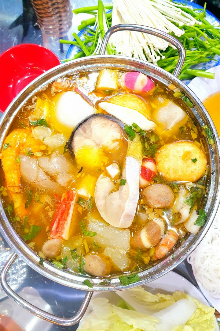 lau-ca-thap-cam-4-nguoi