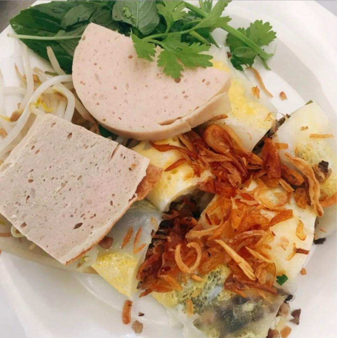 banh-cuon-trung-phan-lon