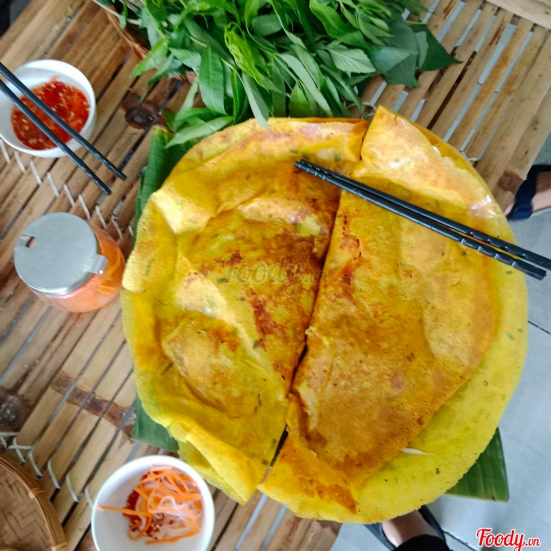banh-xeo-nam-hai-san