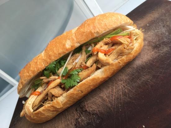 banh-mi-da-ga
