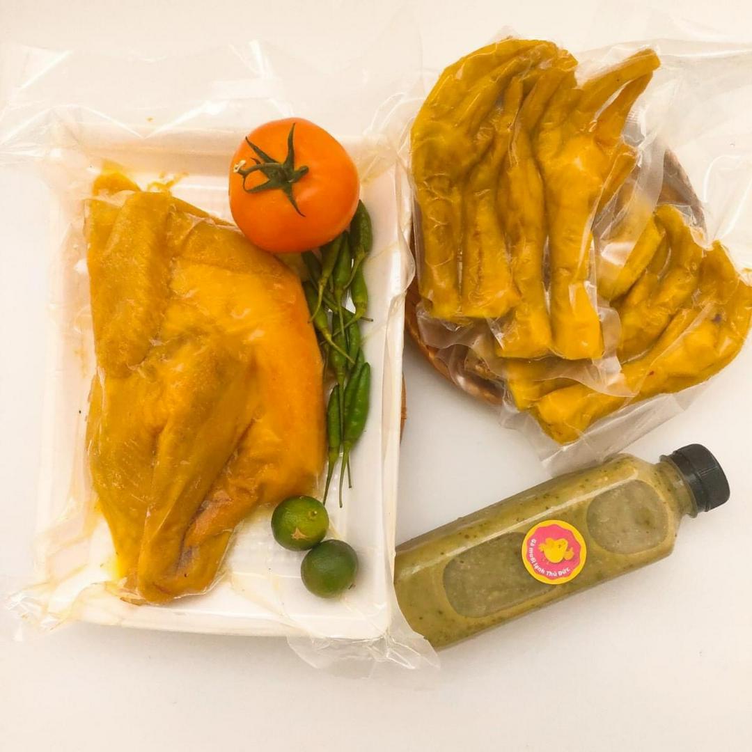 combo-1-2-ga-u-muoi-va-chan-ga-u-muoi-0-5kg-kem-nuoc-cham