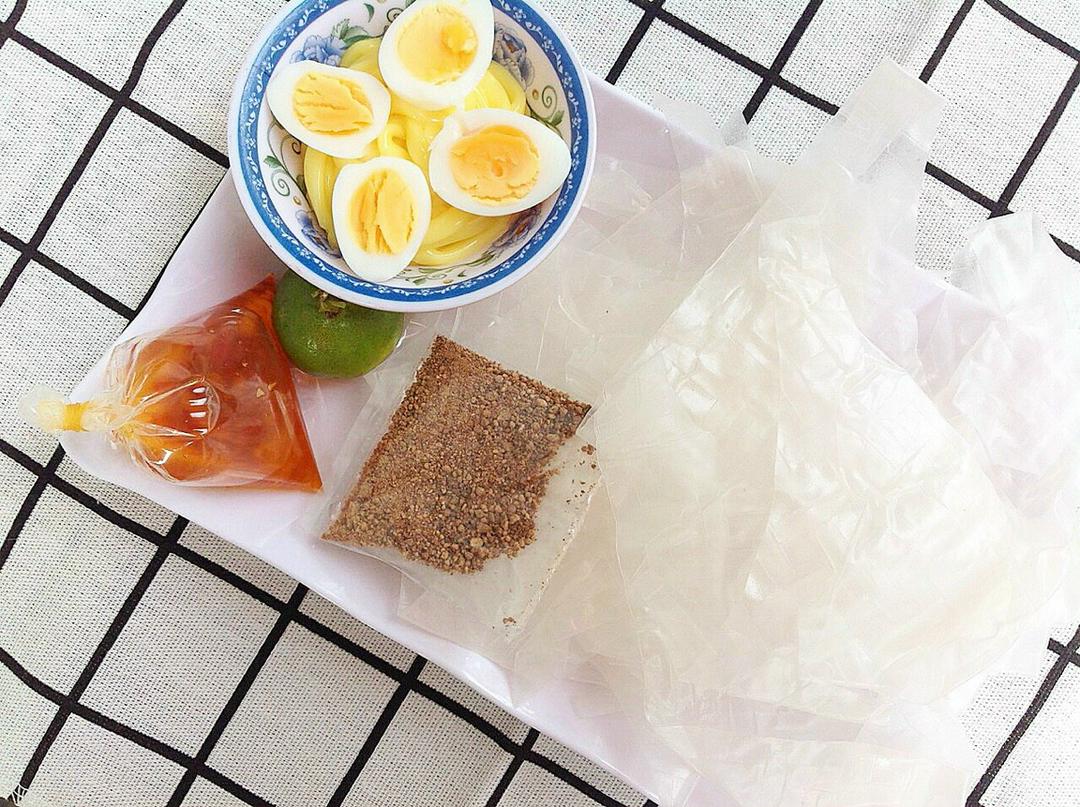 banh-trang-muoi-nhuyen