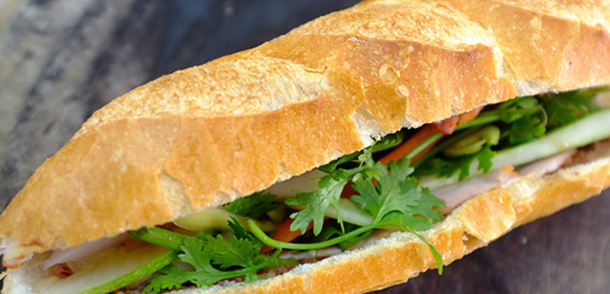 Cô-Xương---Bánh-Mì-Thịt-Chả-Lụa---Đường-Số-20