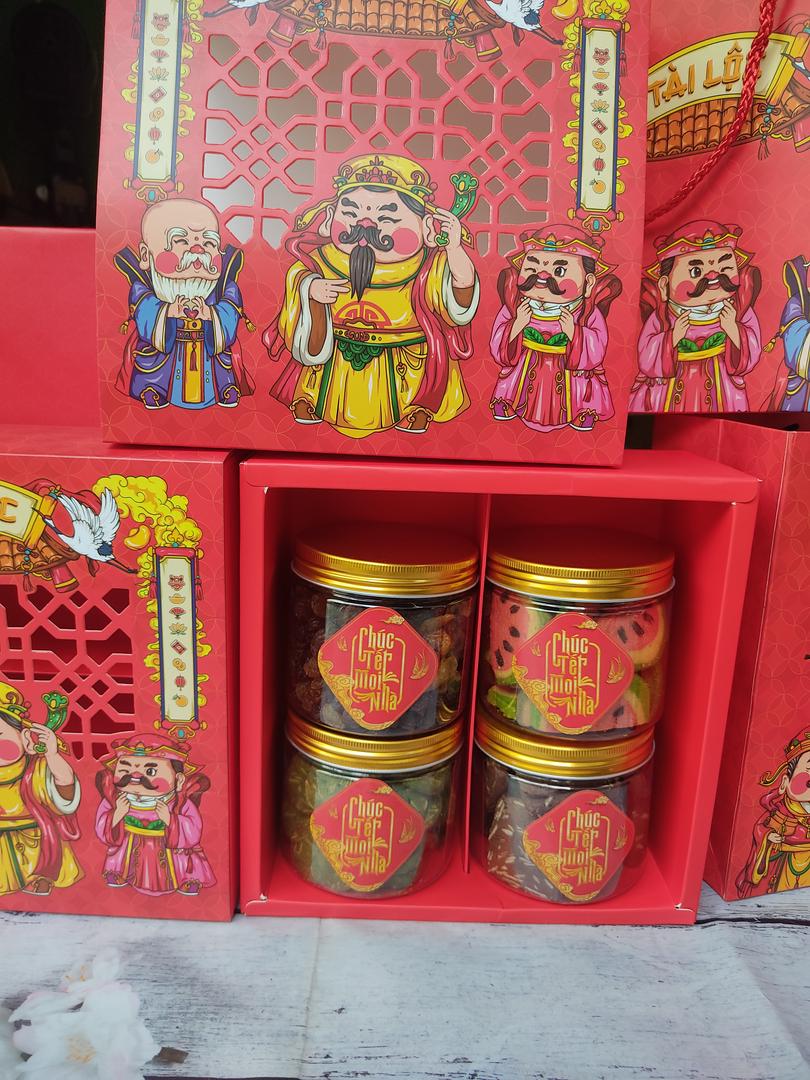 qua-tet-tai-loc-4-hu-vua