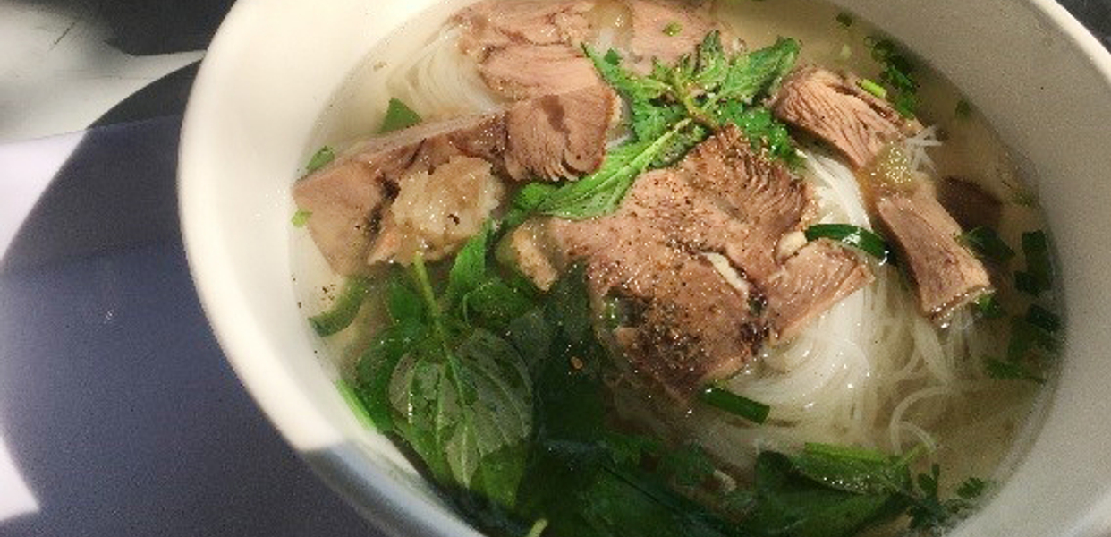 bun-bo-vien-vuon-chuoi-tran-quoc-toan