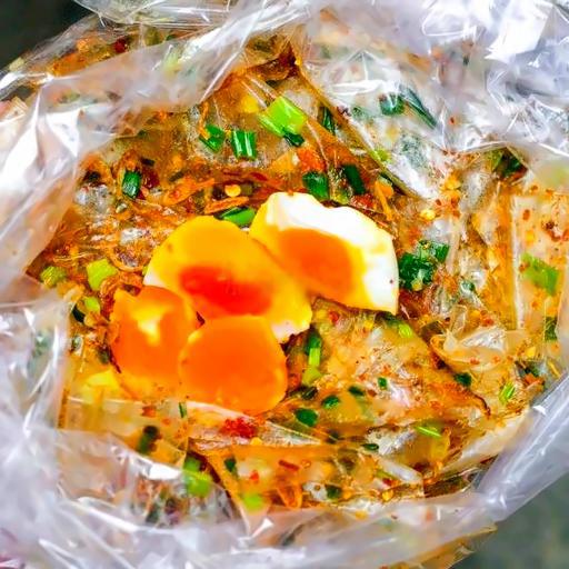 banh-trang-mo-hanh-trung-muoi-banh-trang-muoi-tac