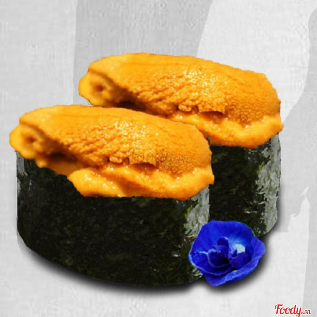 cau-gai-nhim-bien