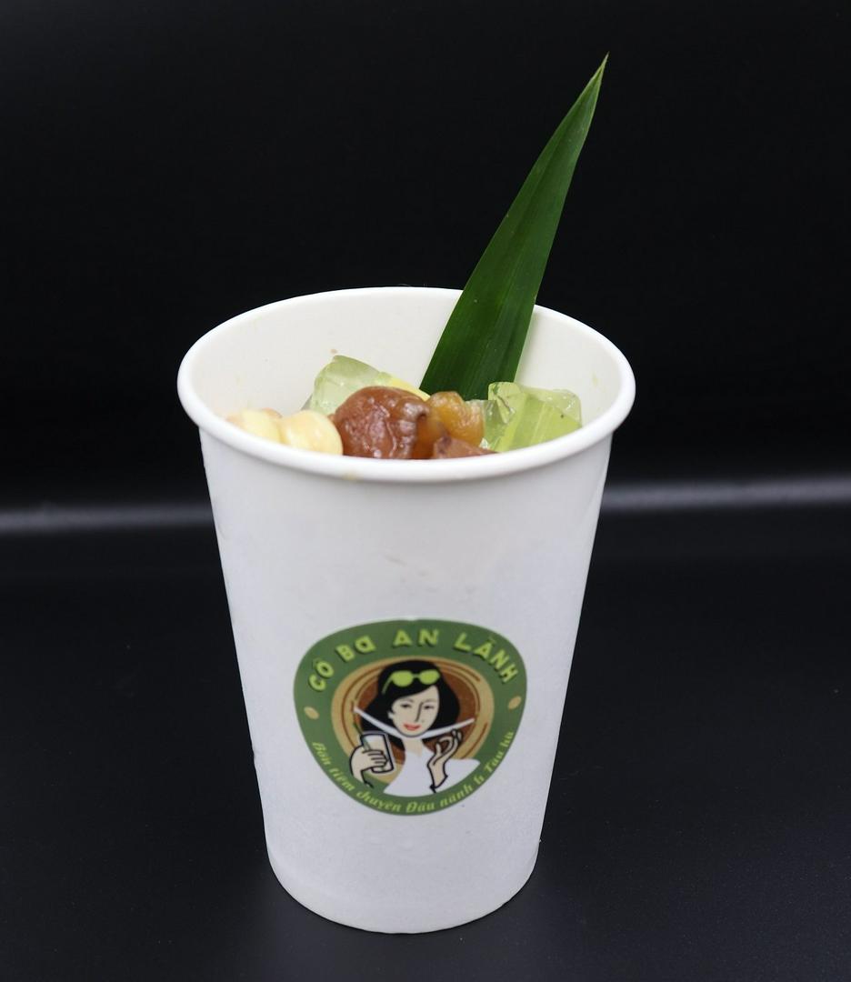 che-nhan-nhuc-hat-sen-la-dua