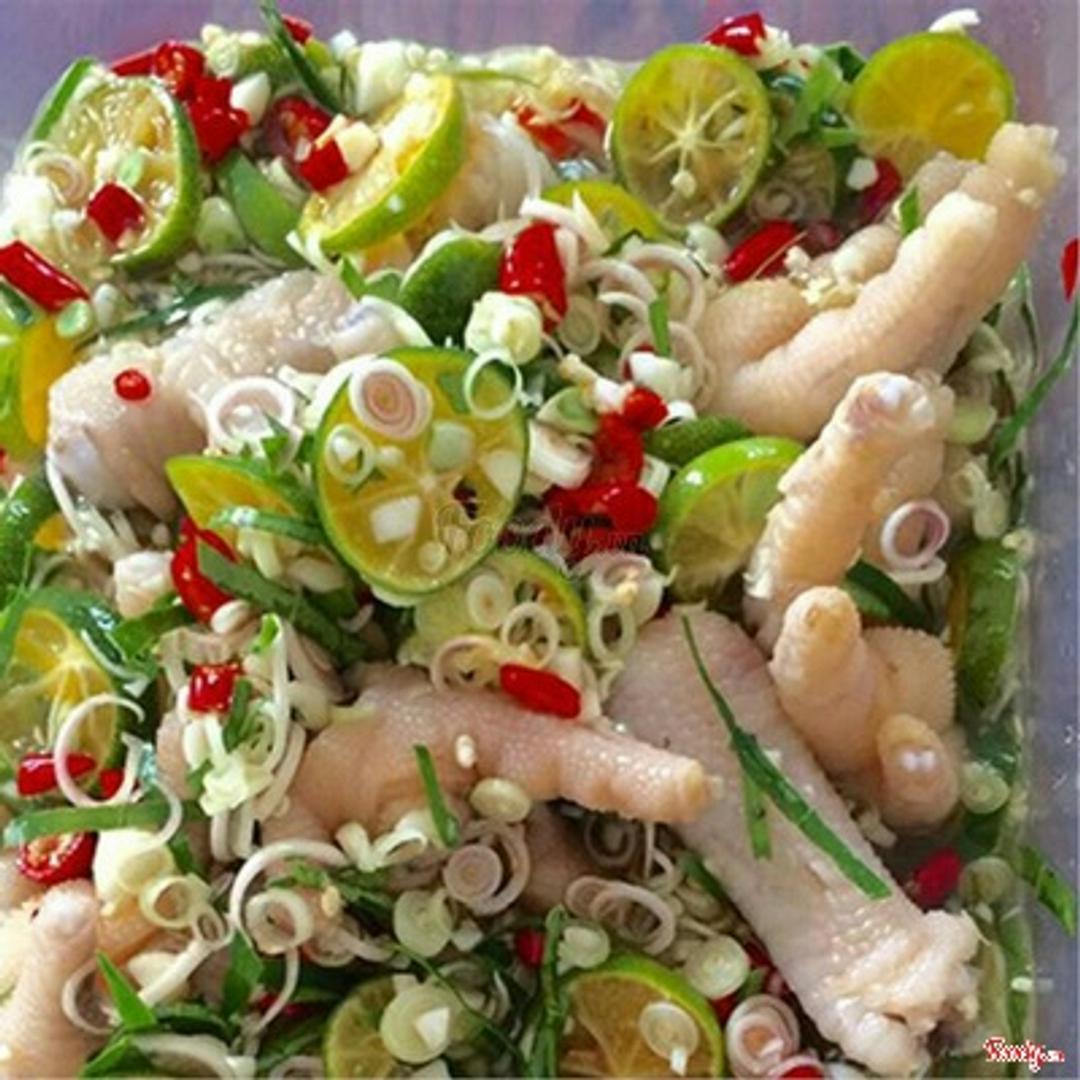 chan-ga-sa-tac-phan-1-nguoi