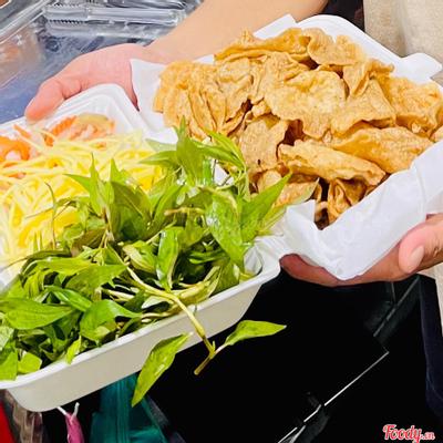 cha-ca-cuon-xoai-rau-ram