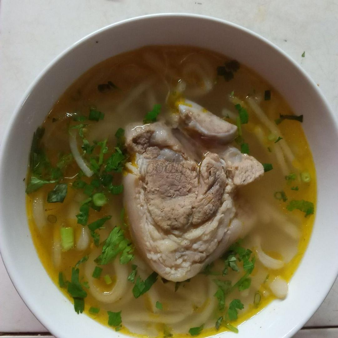 banh-canh-gio-heo-bot-loc-bot-gao