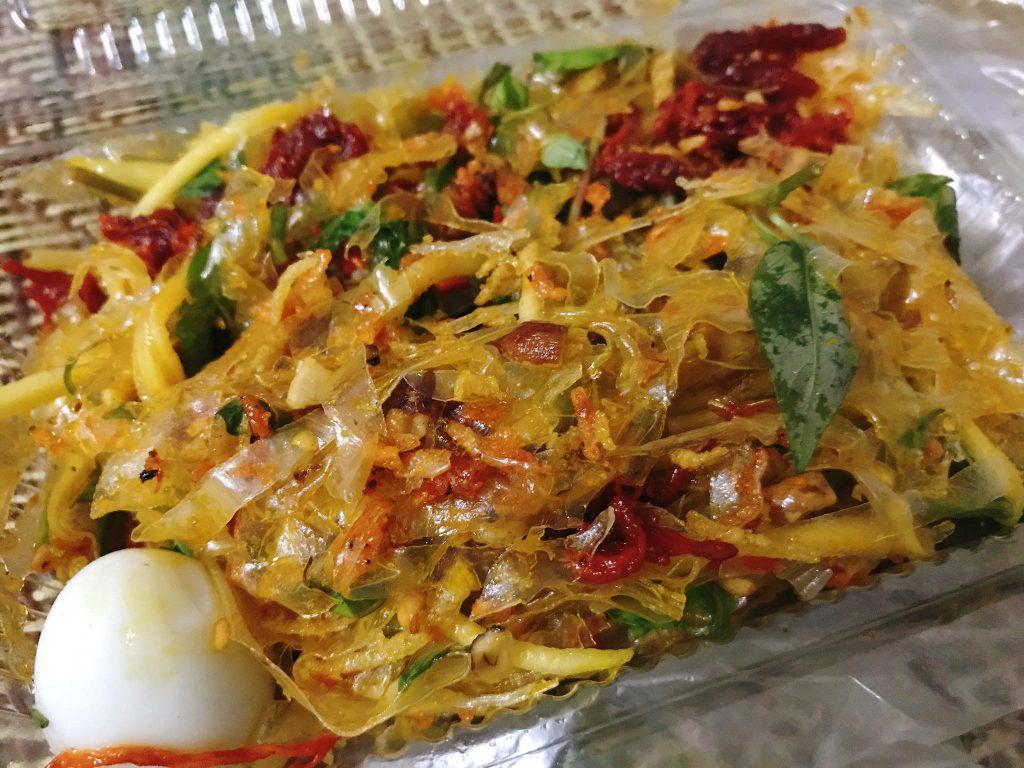 banh-trang-tron-phomai