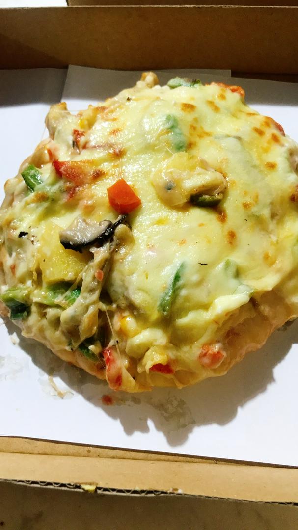 pizza-rau-cu-sot-kem-nam