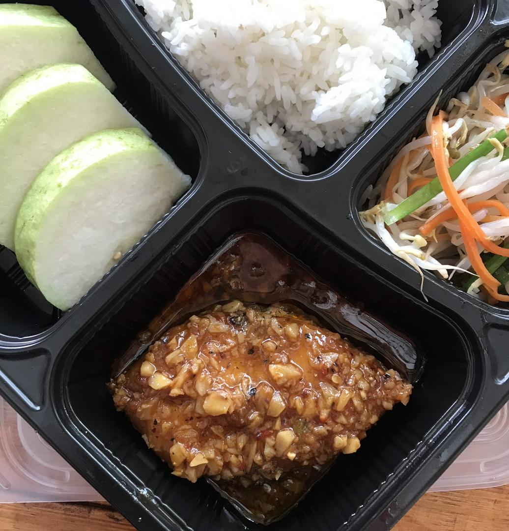 com-ca-thu-sot-mam-toi