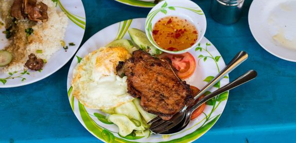 com-suon-ga-56-huynh-khuong-an