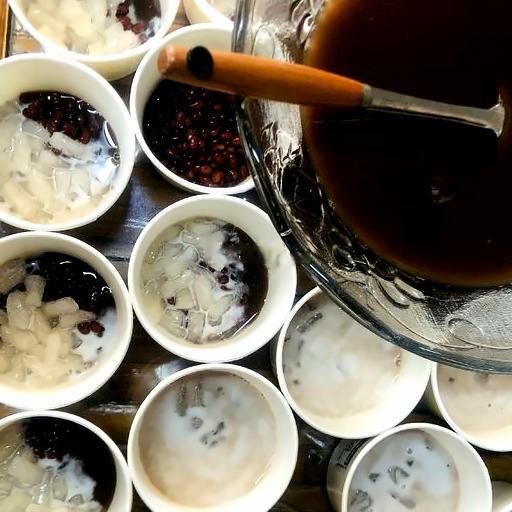 che-au-o-banh-lot-nuoc-dua