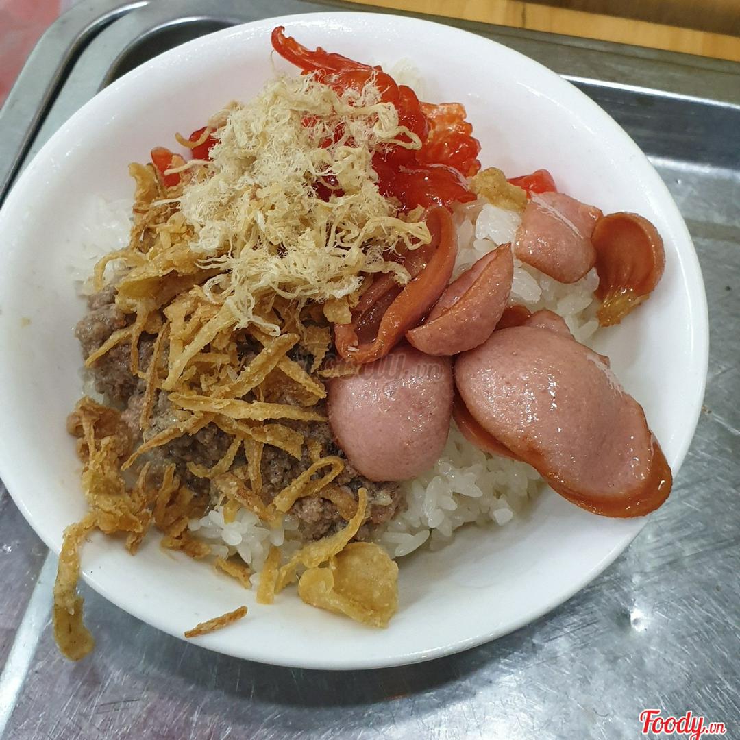 xoi-pate-lap-xuong-xuc-xich