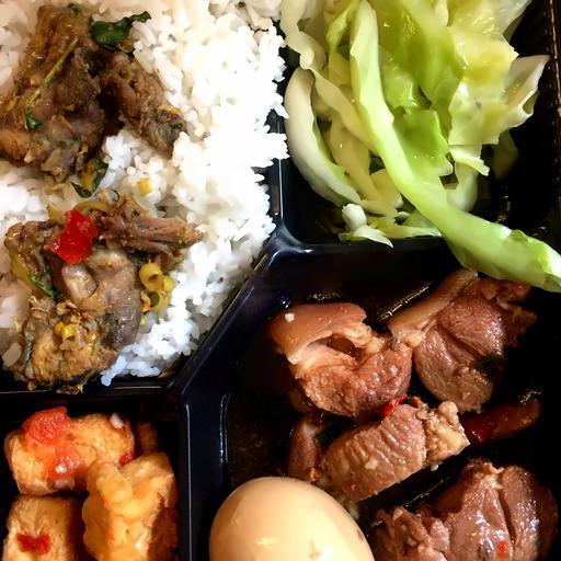 com-tam-thit-kho-trung