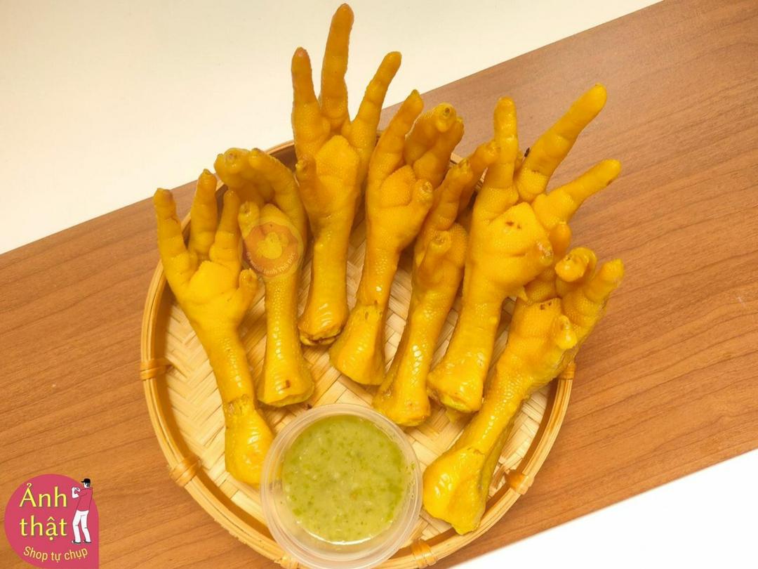 chan-ga-u-muoi-co-xuong-0-5kg-kem-nuoc-cham-hs