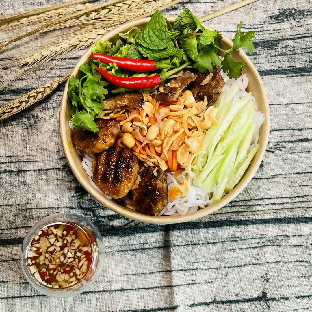 bun-tron-thit-nuong-size-l-them-60